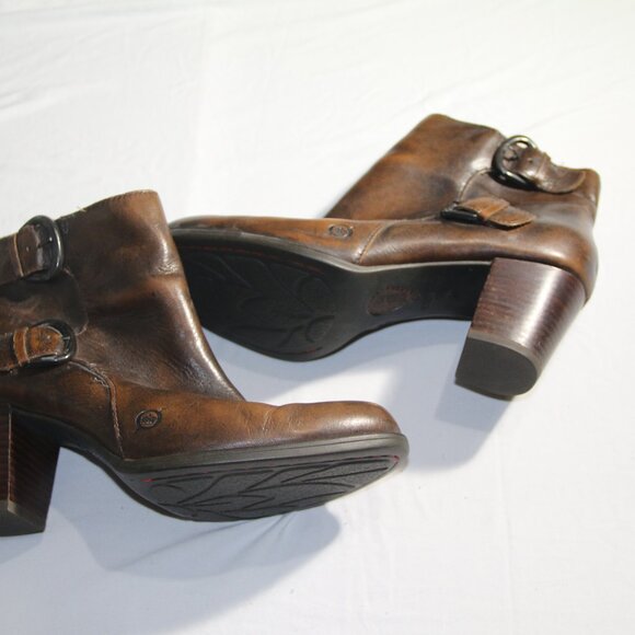 BORN ANKLE BOOTIES - Picture 1 of 4